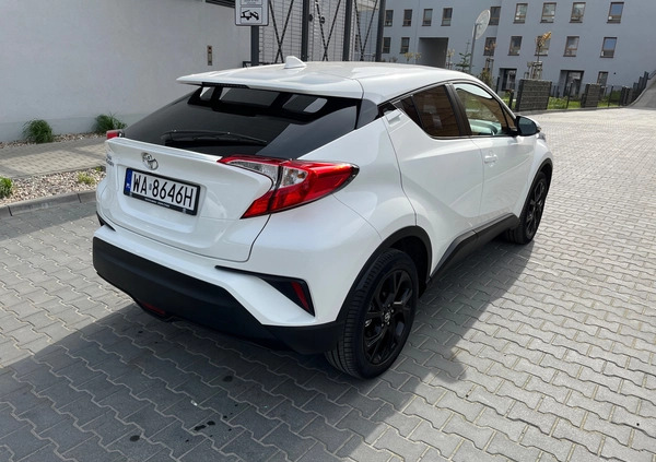 Toyota C-HR cena 74900 przebieg: 67000, rok produkcji 2017 z Warszawa małe 172